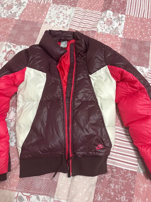 Geaca iarna nike dama