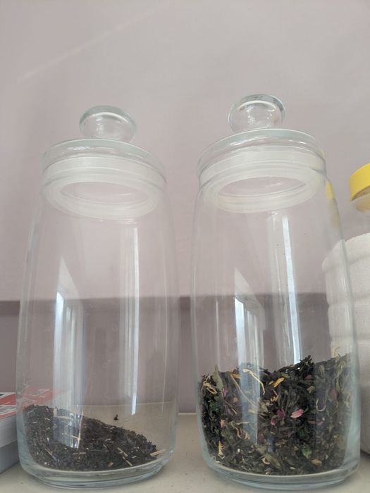 две банки для кухни