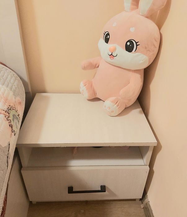 Кровать 2х спальная и 2 прикроватные тумбочки