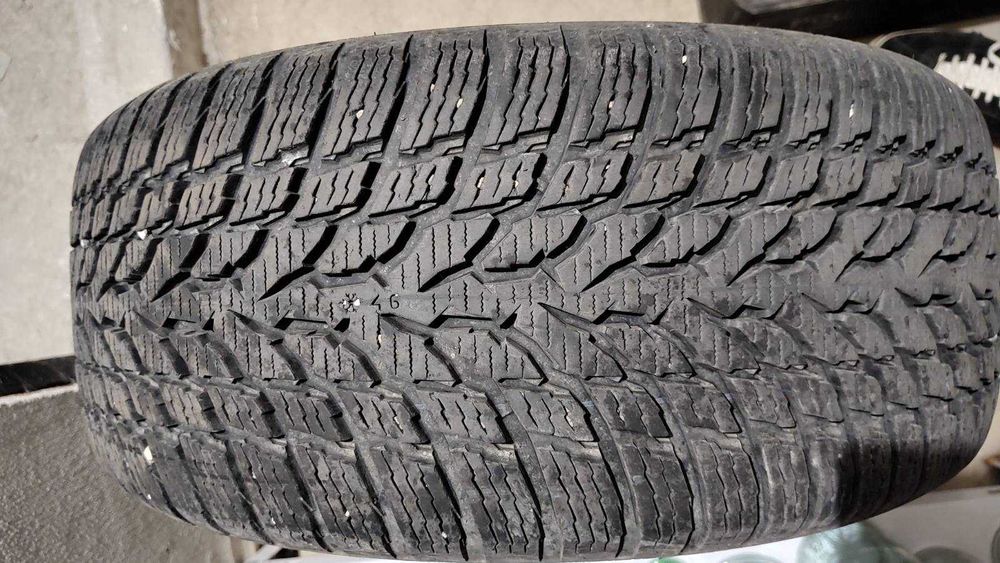 Зимни Гуми Nokian Snowproof 225/45/17 / dot 35-20-4 бр.