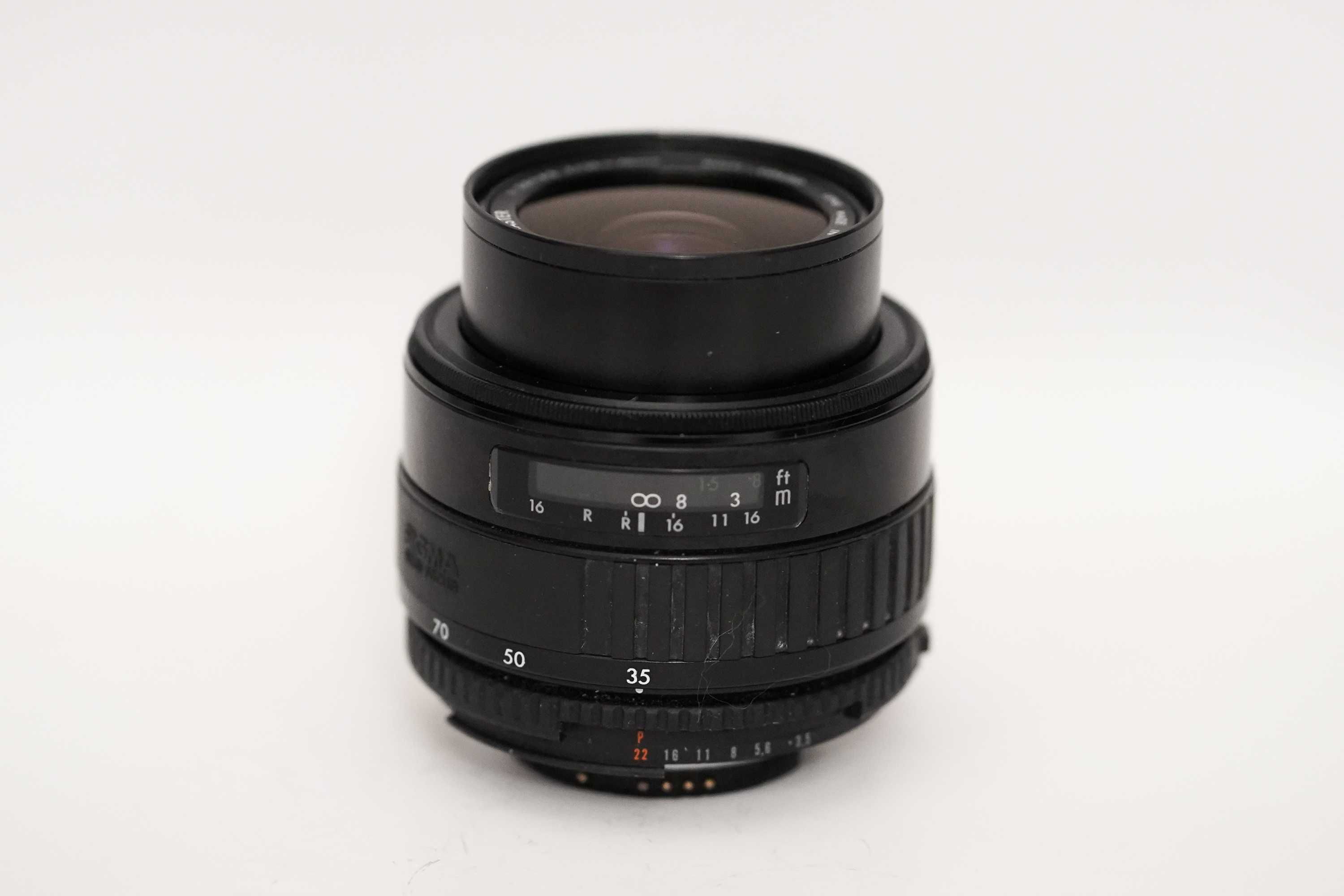 Sigma Zoom Master 35-70mm f3.5-4.5 - Obiectiv foto vintage Nikon AF-D