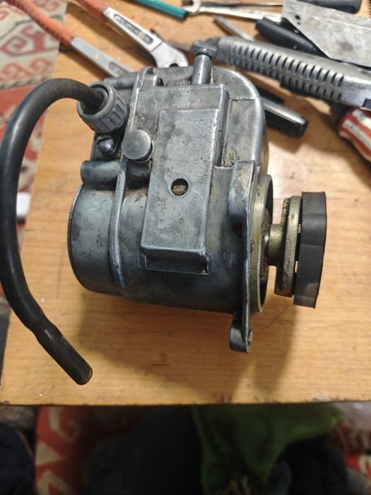 Магнето на пускач или бензонасос 8 тысяч с.