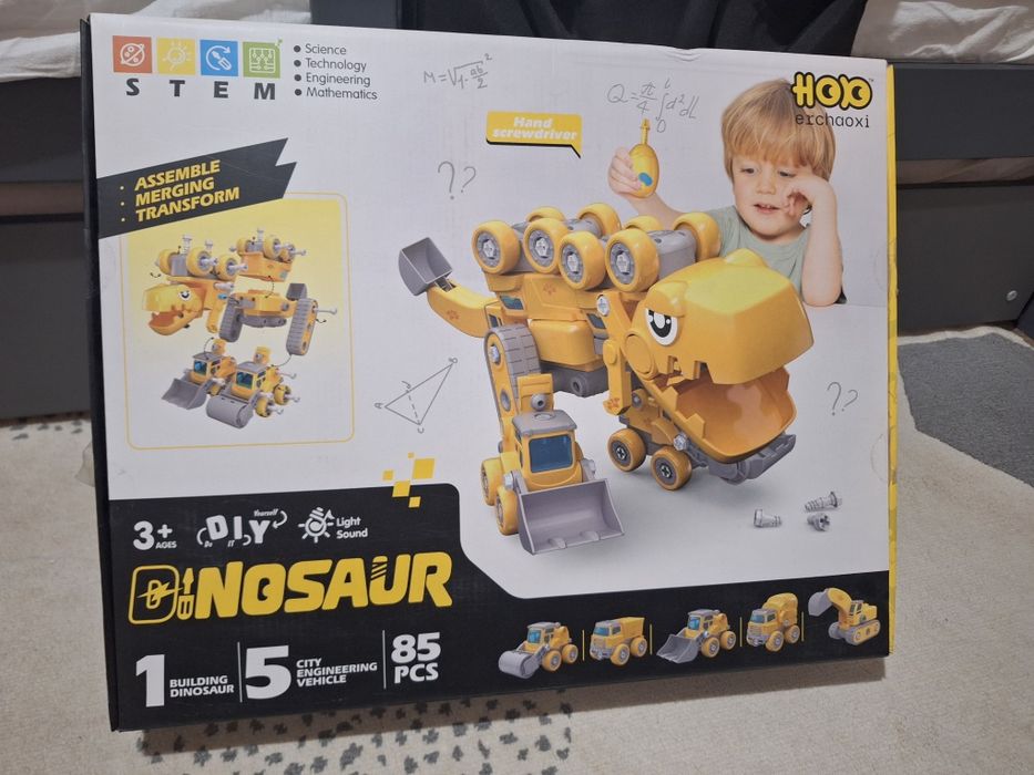 Set constructie robot dinozaur de jucarie 5 in 1 cu masini constructii