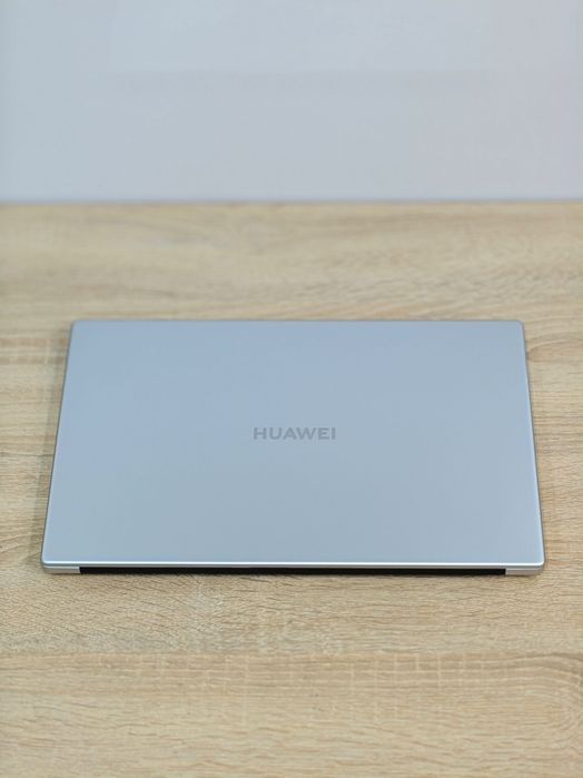 Huawei MateBook D15 / Core i5-1155G7 / 16GB DDR4 / SSD 512GB / 15.6”