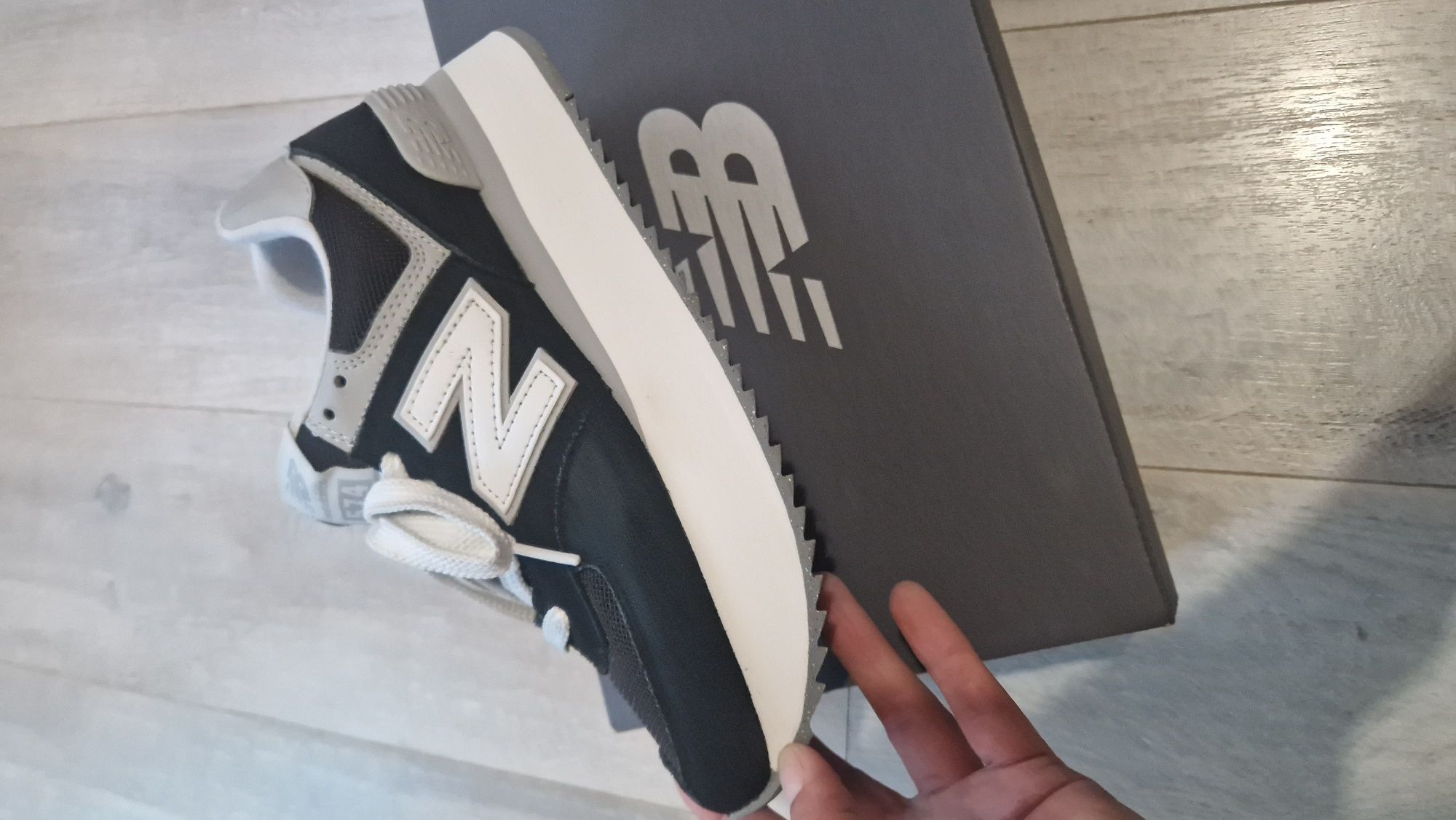 New balance оригинални маратонки
