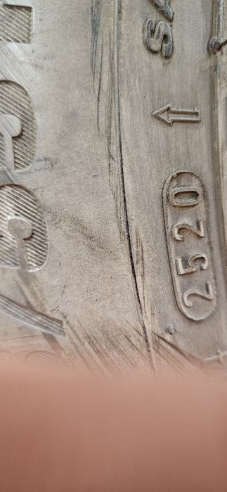 205/55/16 kumho wintercraft дот 2520 Зимни гуми 2 броя 6.35мм