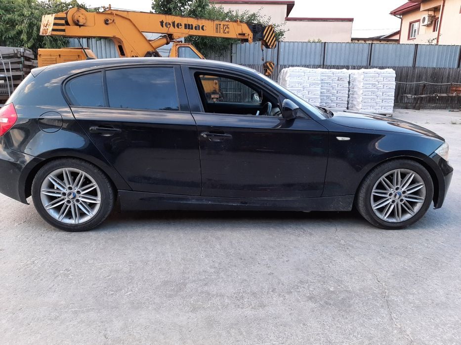 Aripa stanga, dreapta bmw seria1 e87