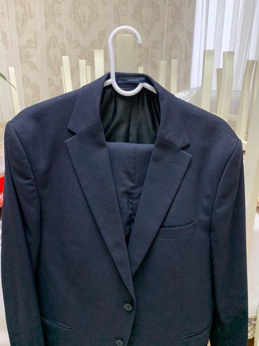 продается костюм от glasman, размер 52
