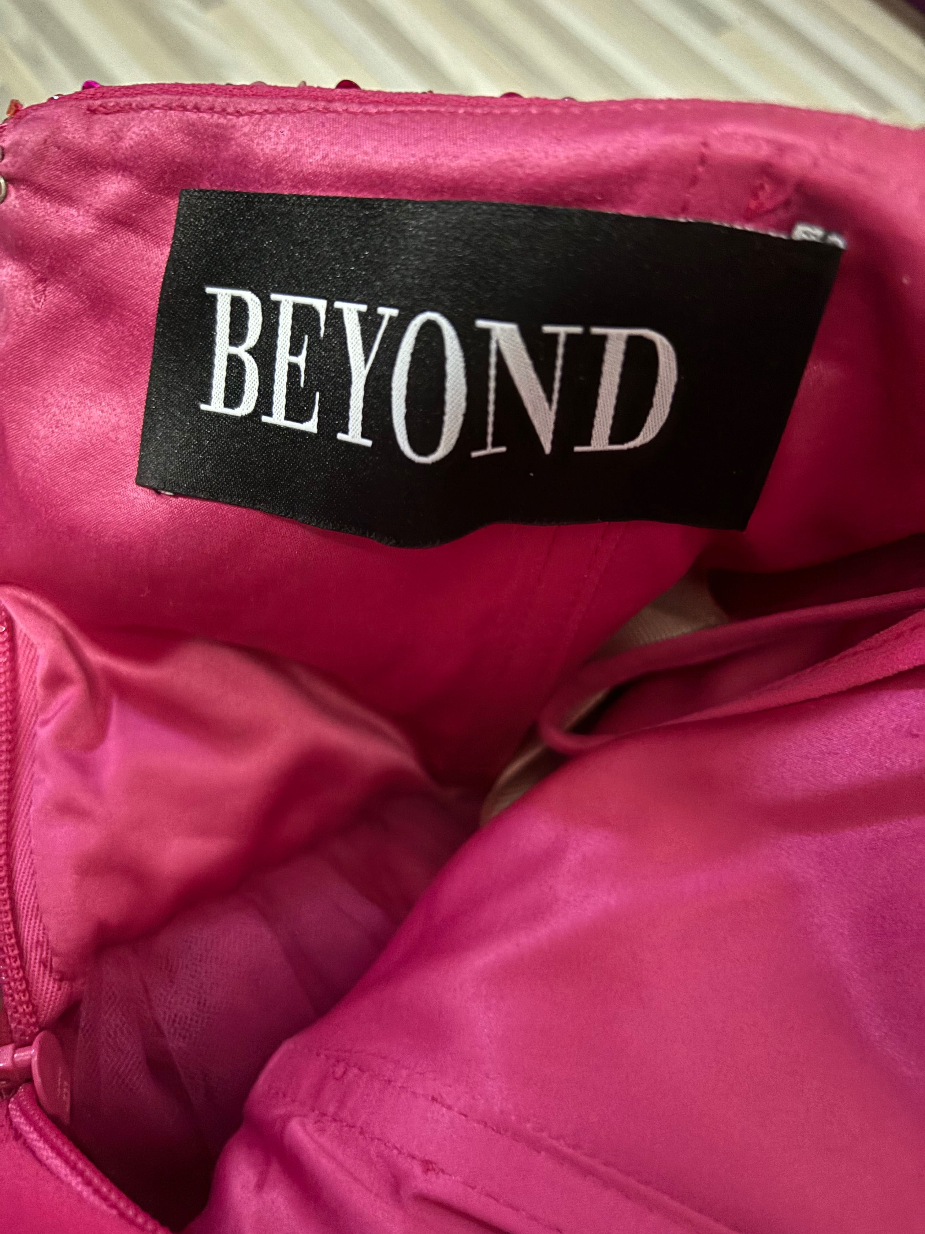 Рокля beyond atelier