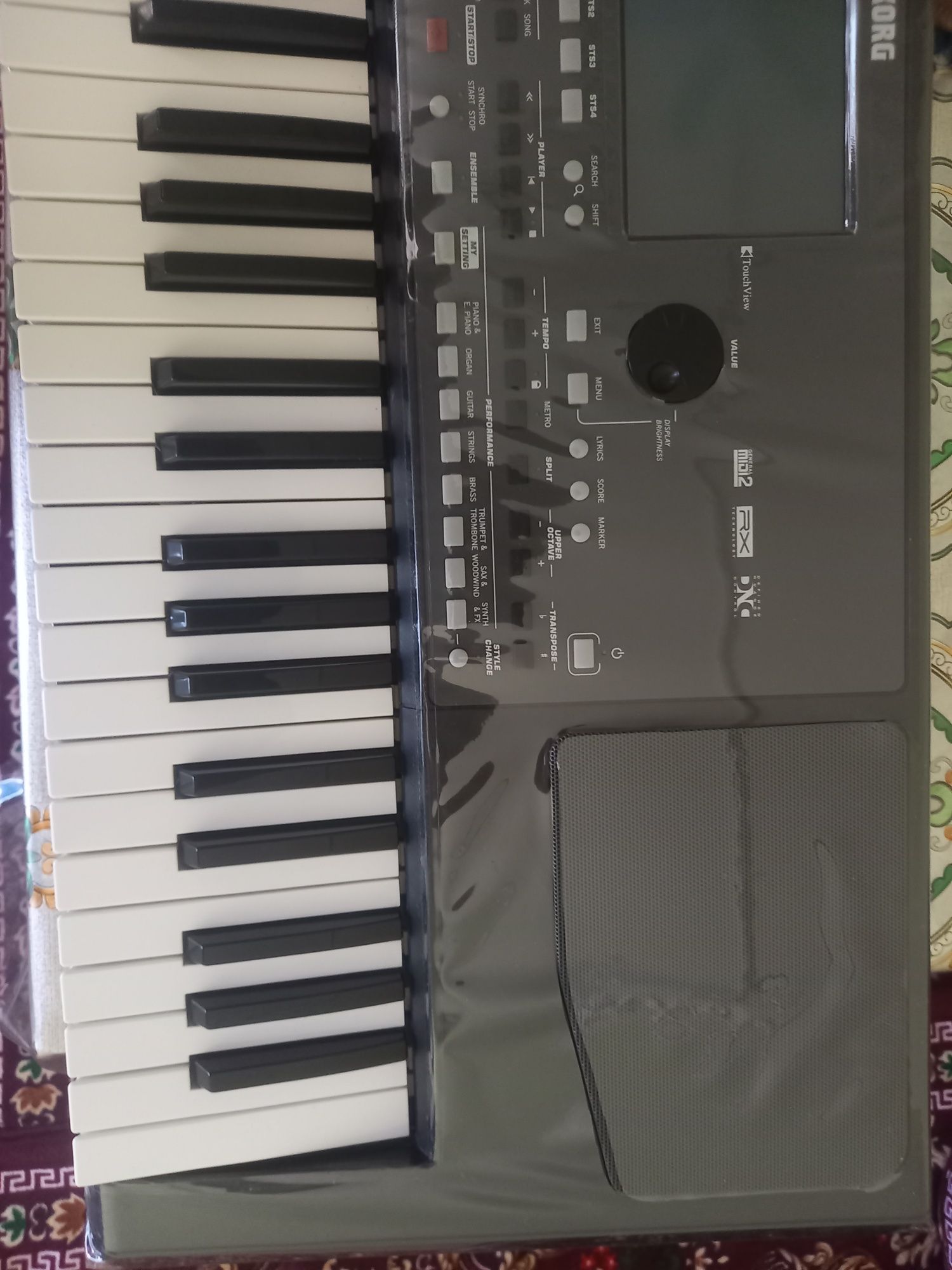 Korg  pa600 sotiladi
