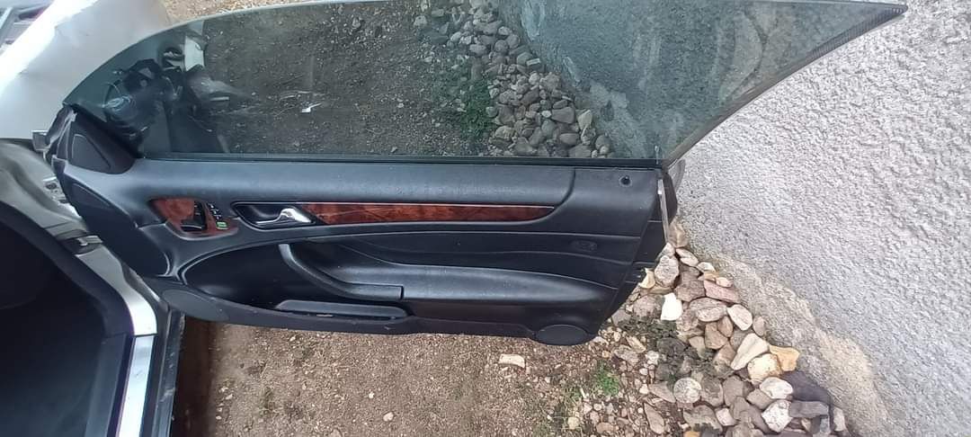 Clk 3.2 218 коня на части