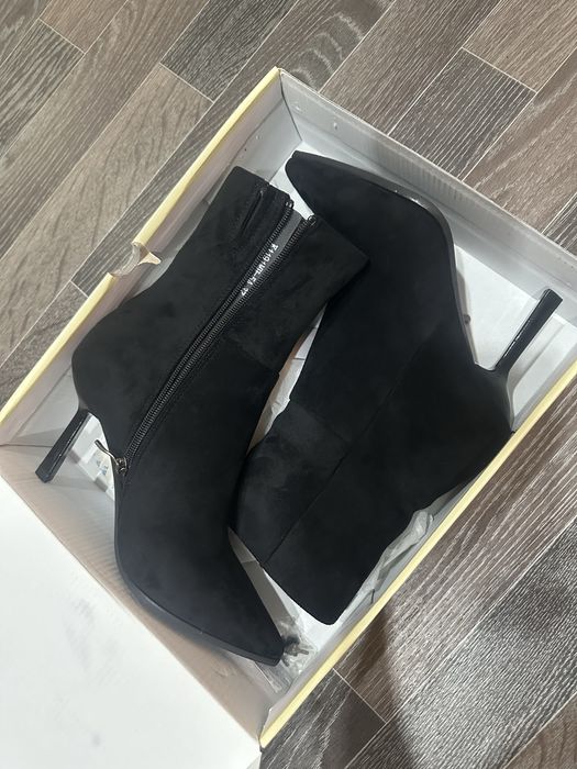 Продам новые ботильоны