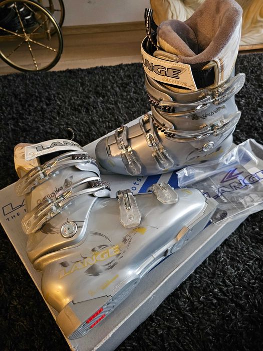 Clapari schi ski marimea 39-40 noi la cutie - Lange