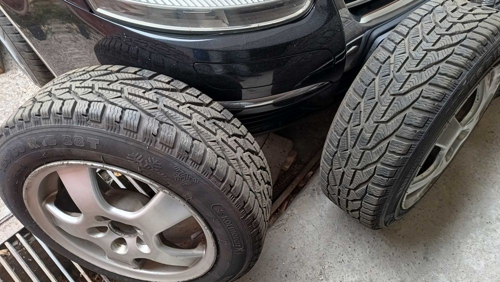 Нови зимни гуми 185/60/15 с джанти 5х100х15