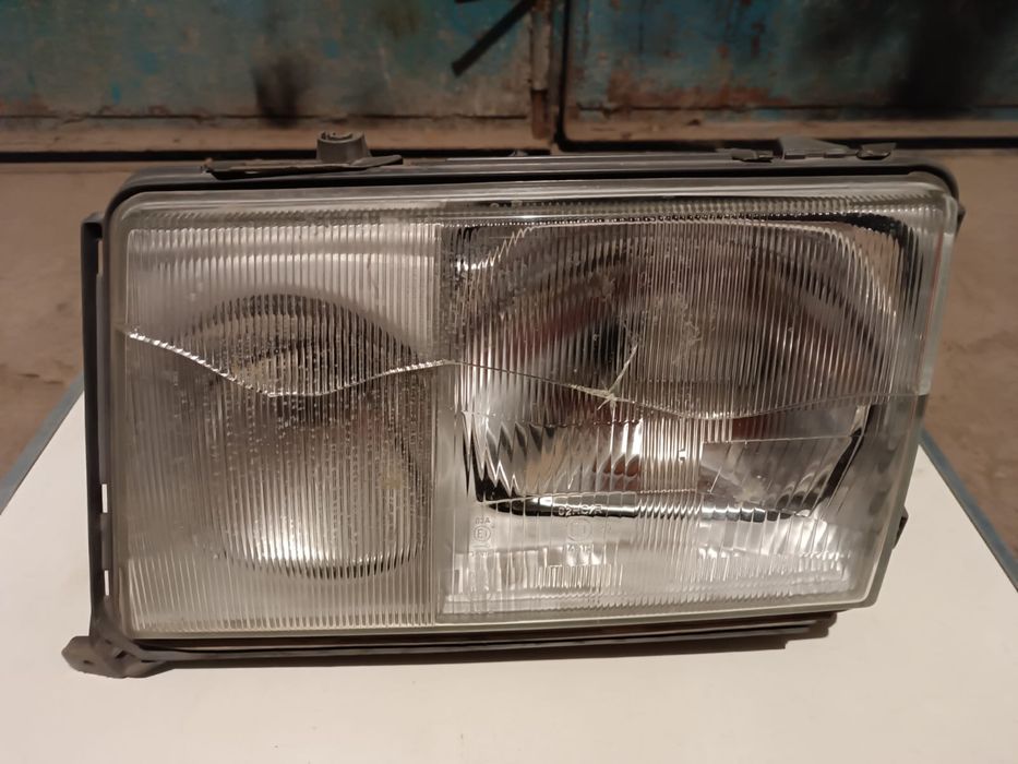 Продам фары на мерс