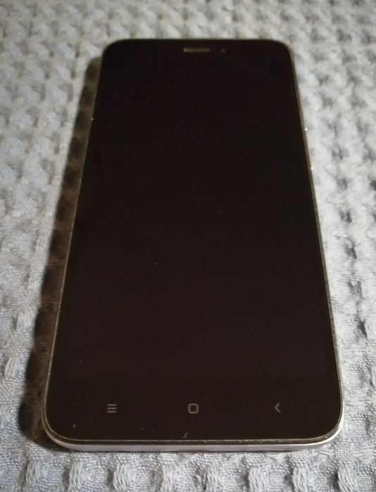 Смартфон 5", Xiaomi Redmi 5A, 2GB/16GB