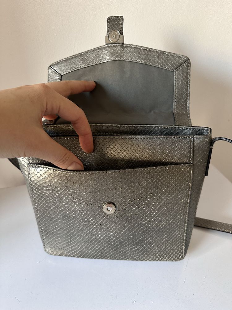 Чанта Ecco crossbody естествена кожа