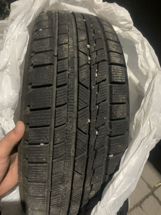 Автошина срочно продам 195.55R16