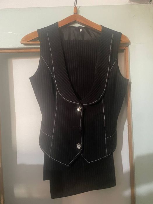 Безрукавка с брюками