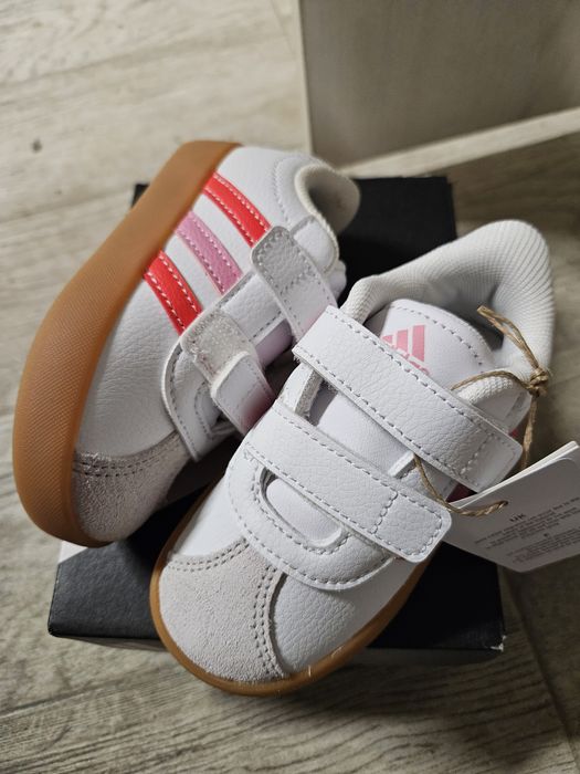 Маратонки Adidas 21н