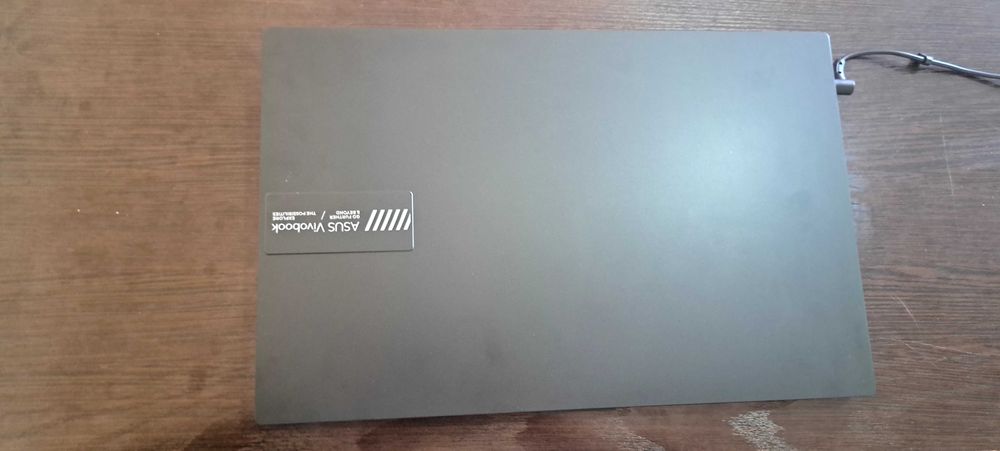 Noutbuk sotiladi. Faqat naqt pulga.  ASUS Vivobook Go E1504FA