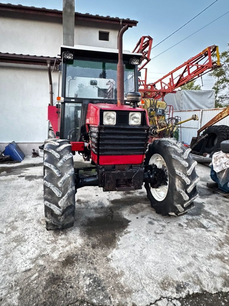 Tractor universal 683 DTC  ( 2004)