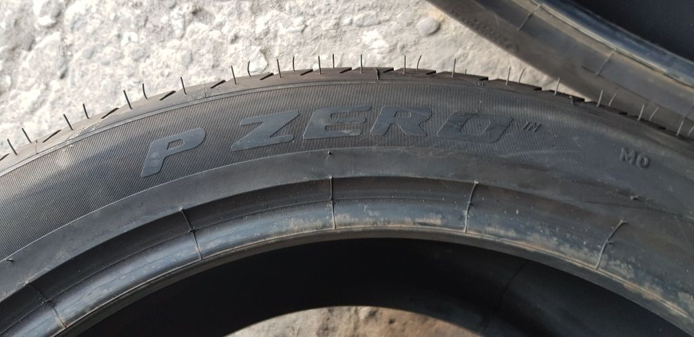 Летни гуми "спорт пакет "-22цола-325/35:285/40"PIRELLI "-като нови