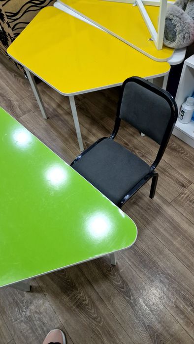 Продаём детские стулья для учебного центра или детского сада б/у