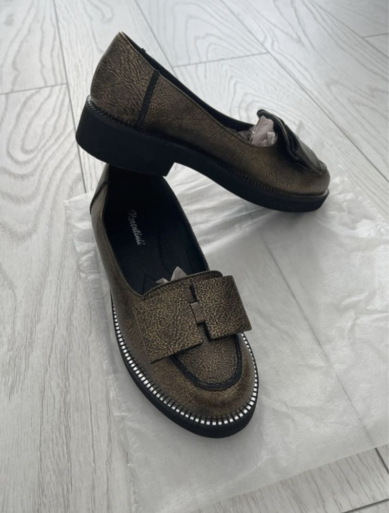 Pantofi/mocasini
