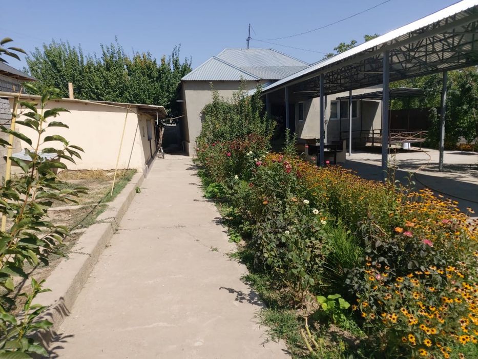 Продается дом саман в хорошем состояние