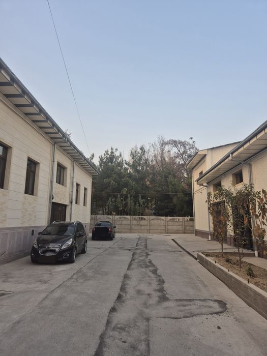 4 сотих уй сотилади. 6 зона, 4та падвал.  Сув, газ, конализаци бор