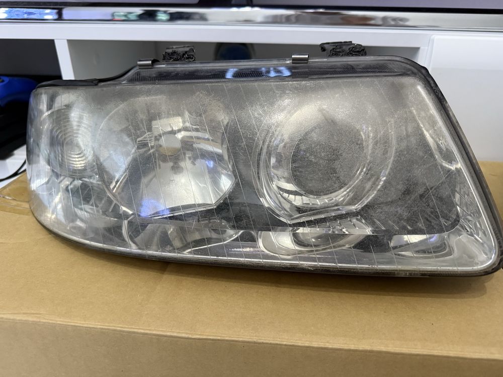 Ауди А3 8л фарове / Audi A3 8L Hella headlights
