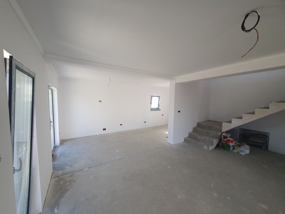 Vand casa P+1 zona Ford ,Selgros.