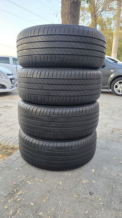 215/55/R17 Michelin primacy³