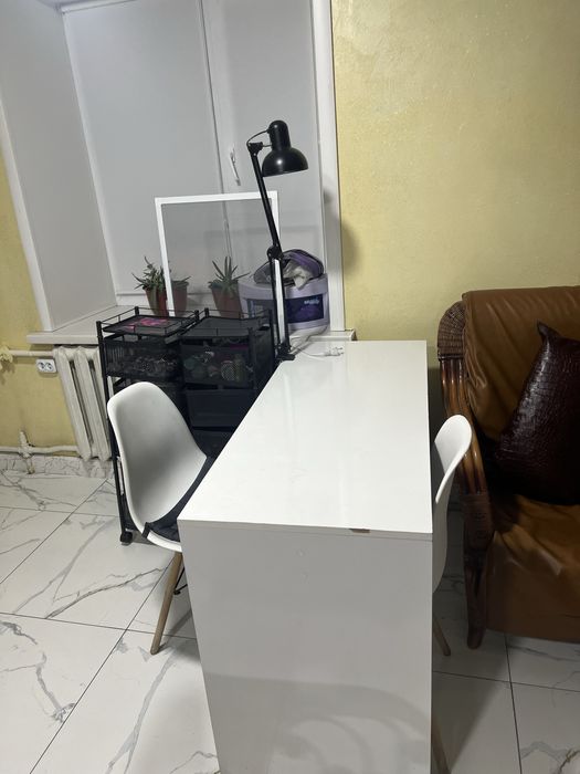 Сдам в аренду место для маникюрного мастера