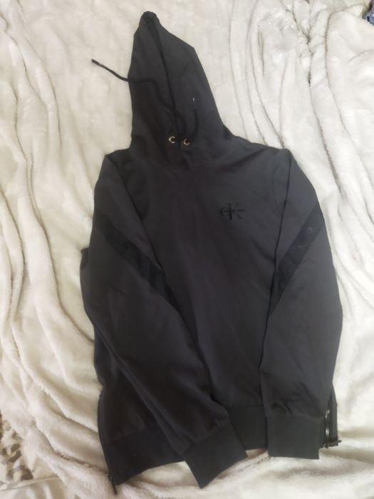 Продам кофту для подростка