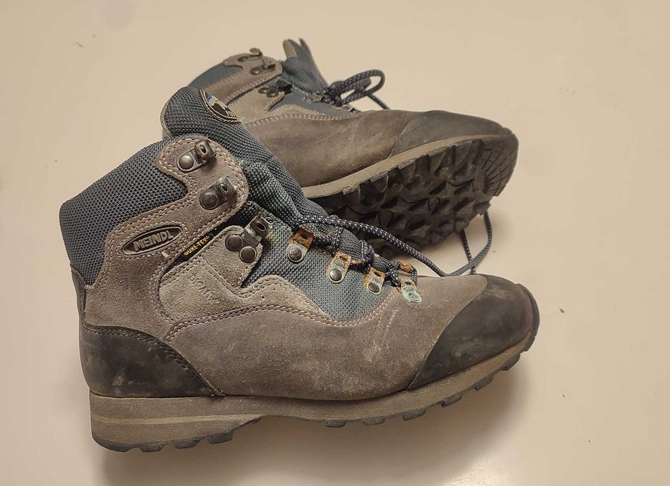 Три сезонни обувки Mendl Digafix Gore tex Vibram 37.5