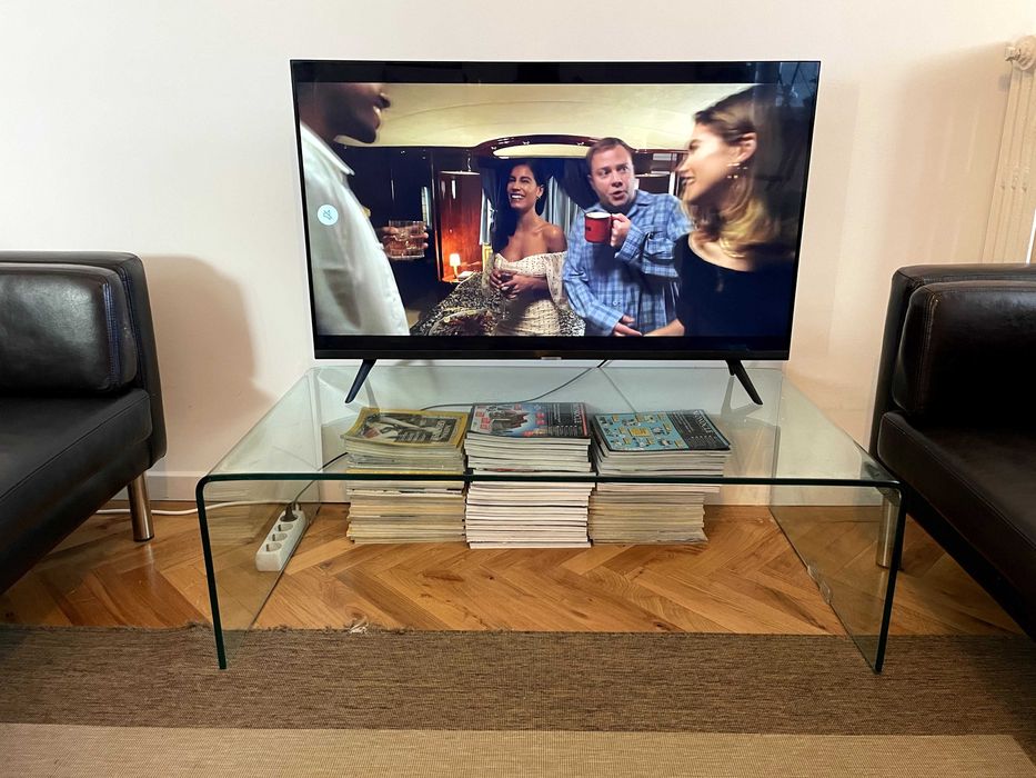 Masa de design de sticla