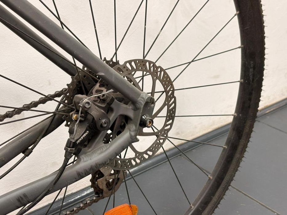 Bicicleta Elops Speed 900 - Shimano Altus, frane pe disc, 8 -A-