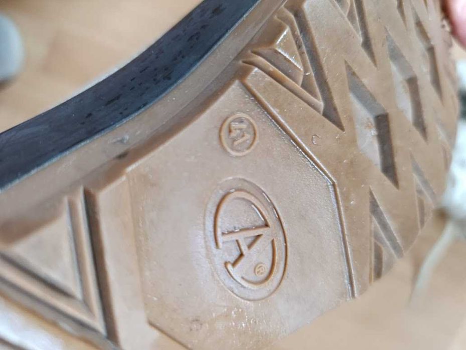 Нови топли 41 - 42 номер ботуши