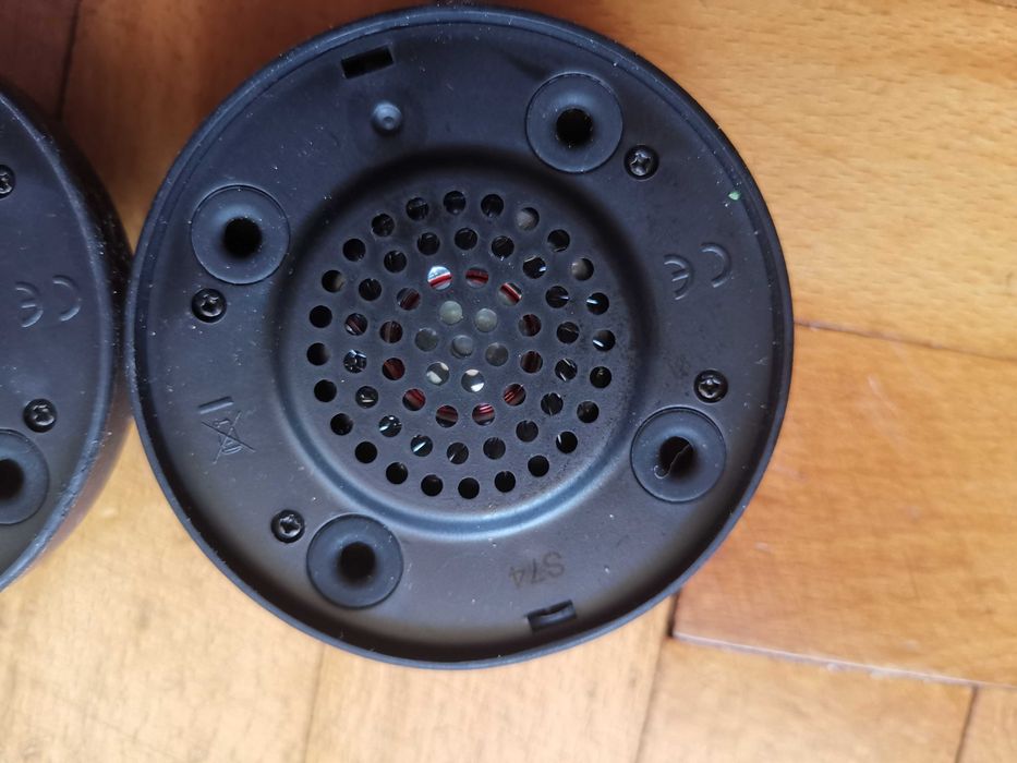 AIAIAI Difuri casti S74 fuctionale urme de uzura exterior