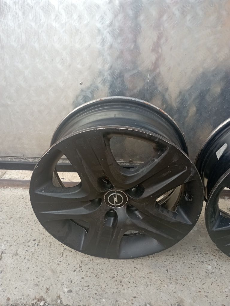 * Jante Opel r16