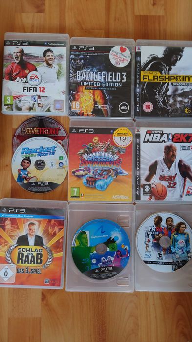 SONY PlayStation 3 Super Slim с много игри и 2 джойстика