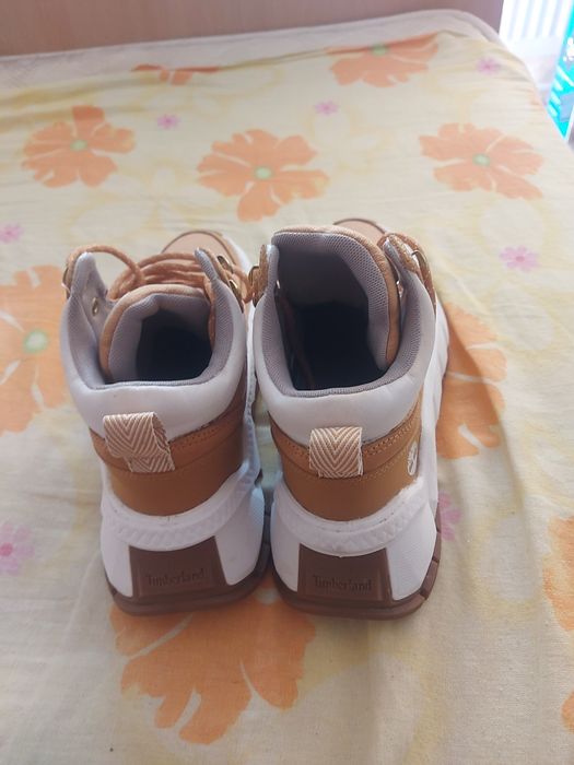 Încălțăminte timberland