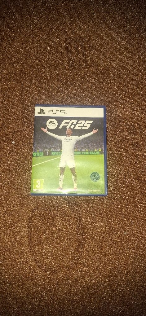 Игри за плейстейшън 4 и фифа 25