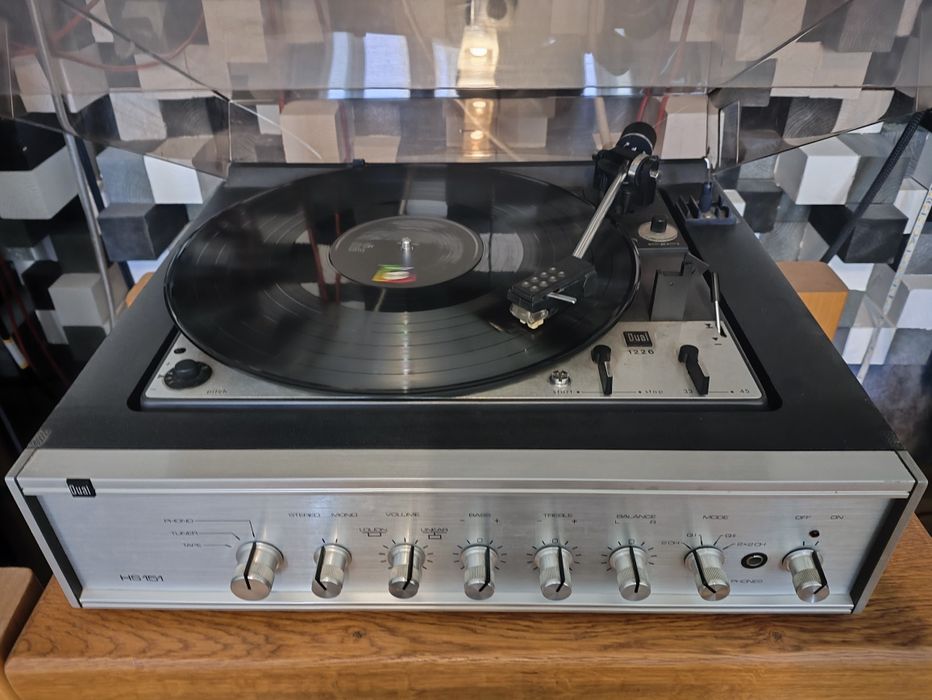 Pick-up cu amplificare Dual HS-151