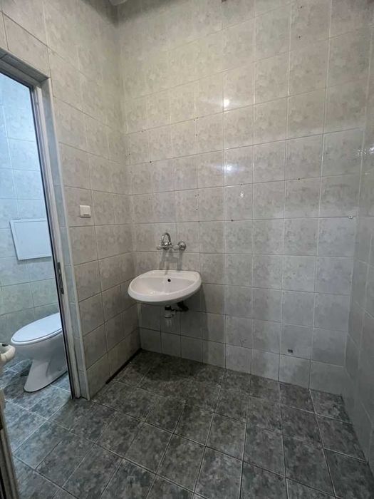 Дава се под наем Магазин в Варна, Метро - 30 кв.м за 331.5 € - Снимка #3