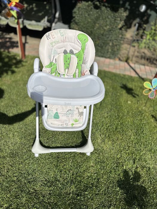 Scaun de masa bebelusi