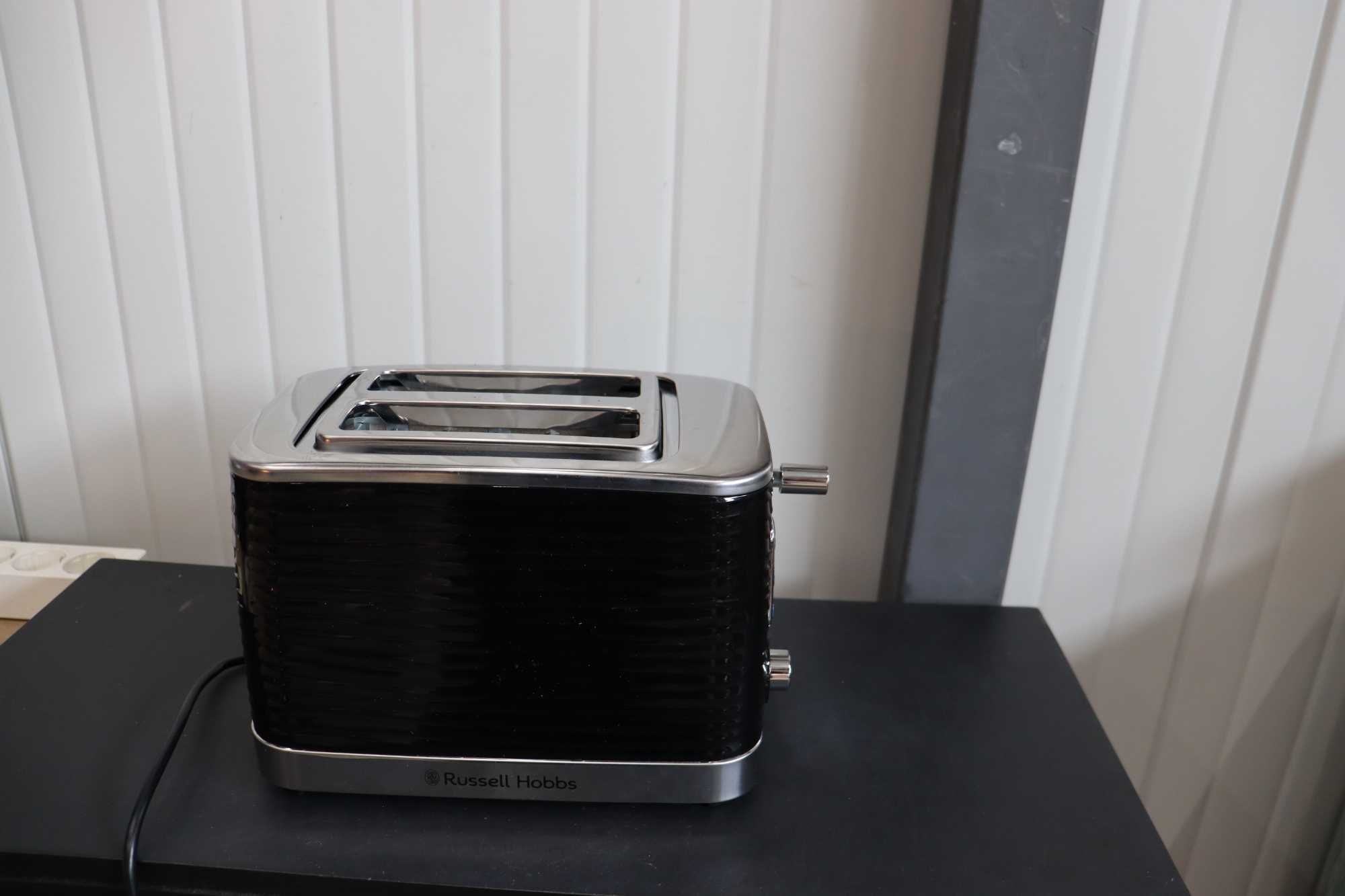Черен тостер russellhobbs Inspire 2 Slice с дефект