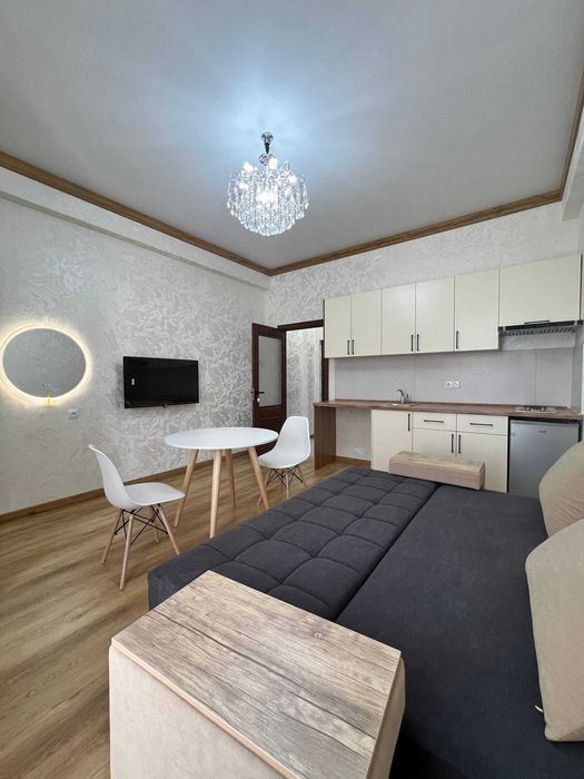 Сотувда янги 1 хоналий квартиралар мебел техникаси билан 24000 дол.дан